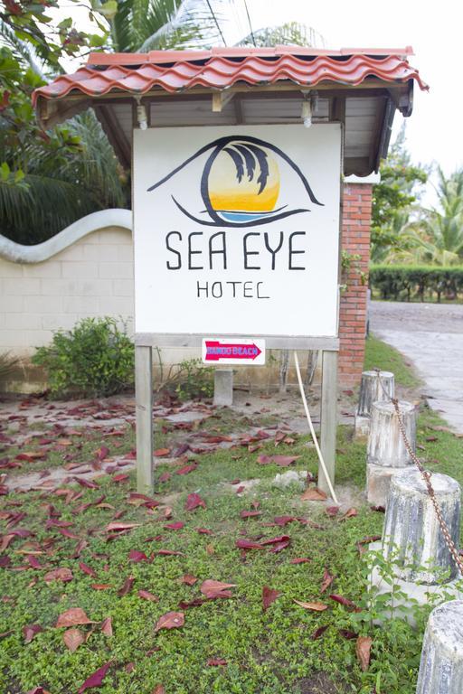 Sea Eye Hotel - Laguna Building Utila Buitenkant foto