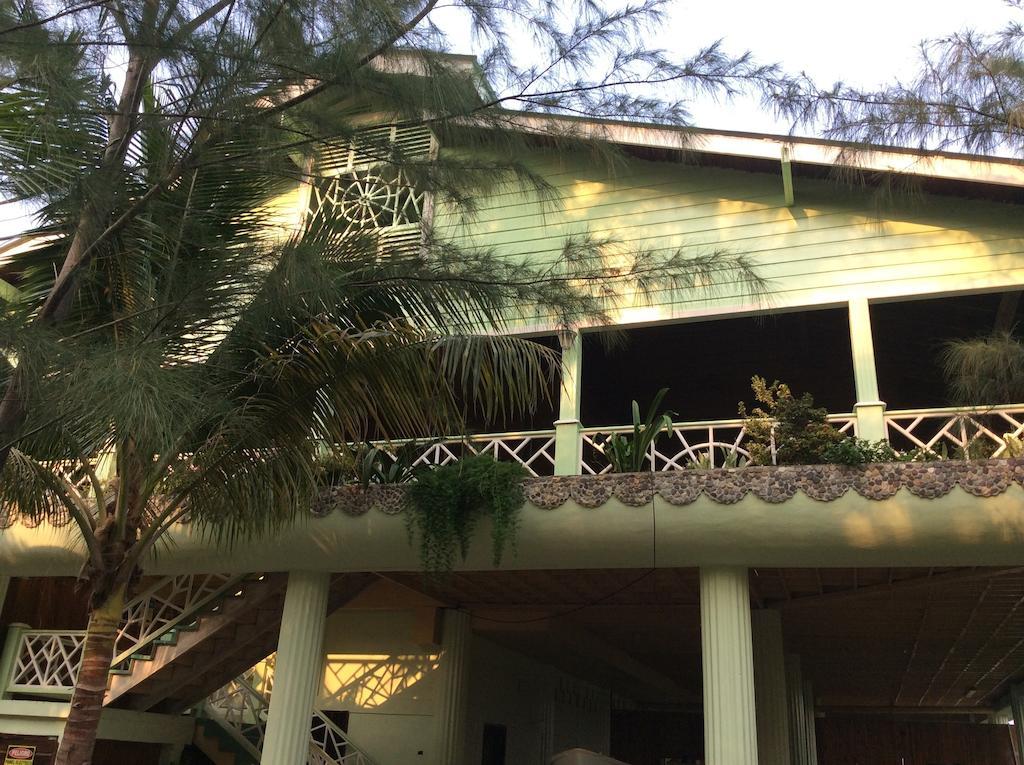 Sea Eye Hotel - Laguna Building Utila Buitenkant foto